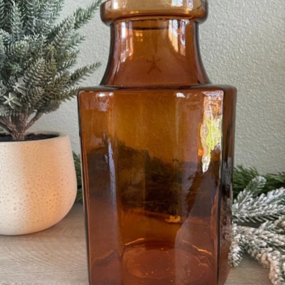 Hearth & Hand Other - HEART & HAND WITH MAGNOLIA AMBER VASE